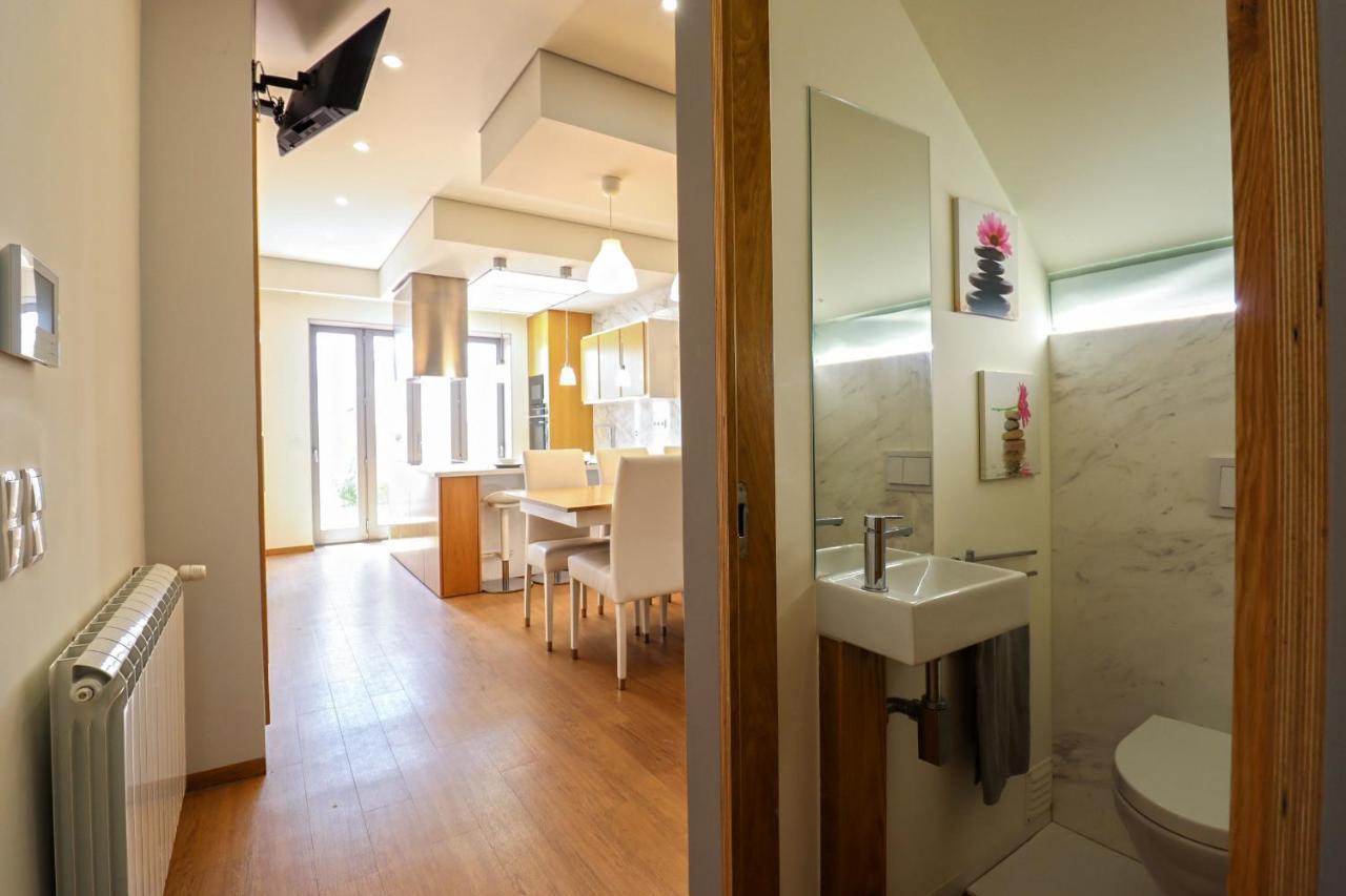 Ribeira Riverhouse - City Centre Duplex With Terrace Viana do Castelo Bagian luar foto